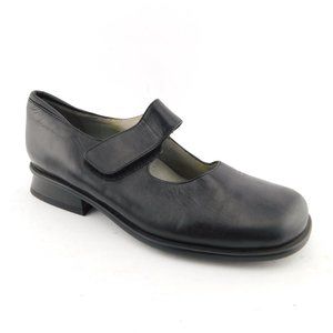 BEAUTIFEEL Black Leather Mary Jane Flats 36&37 Mismate